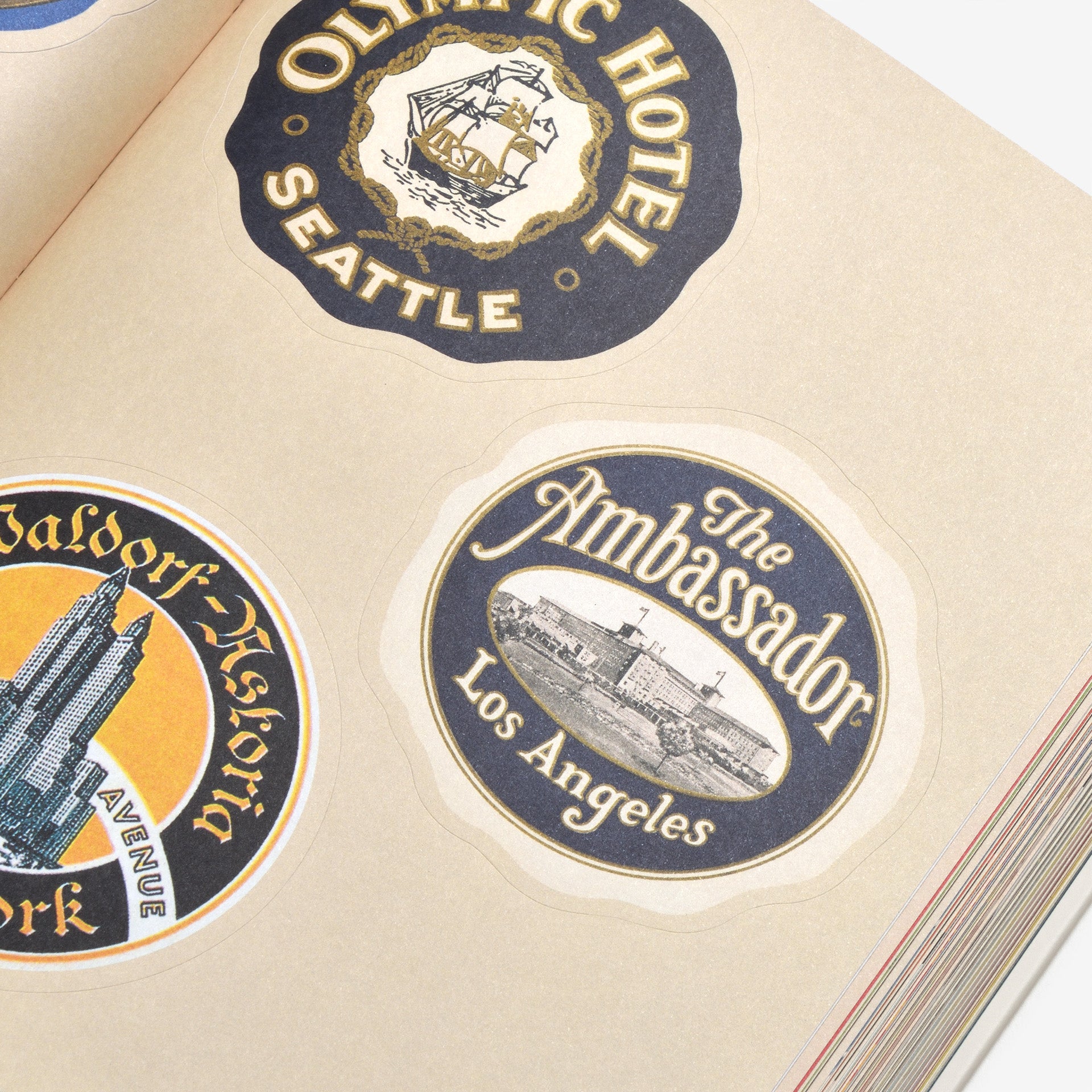 Hotel Retro: Vintage Luggage Labels from Tokyo to Buenos Aires (330 Travel Ephemera Stickers)