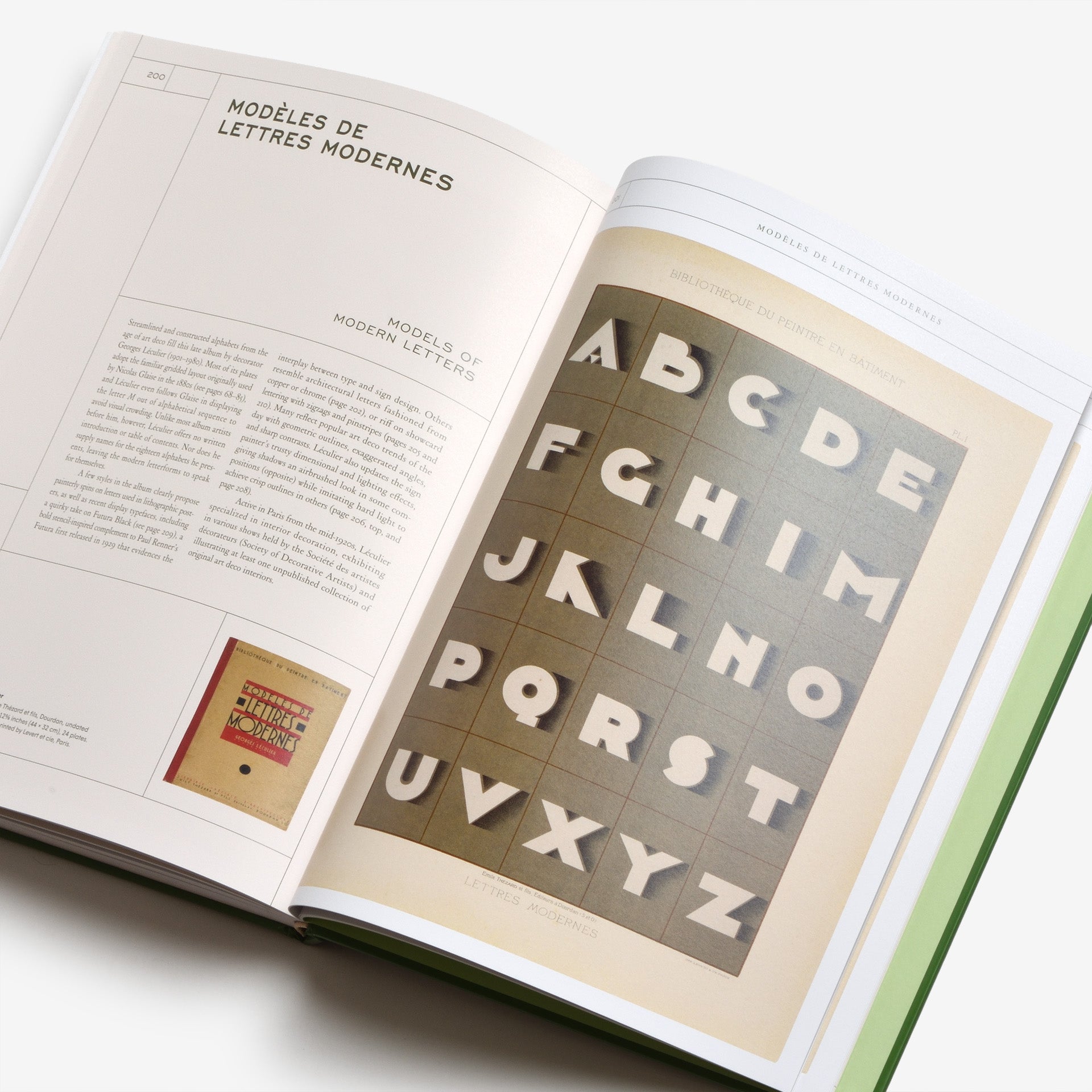 Lettres Décoratives: A Century of French Sign Painters’ Alphabets