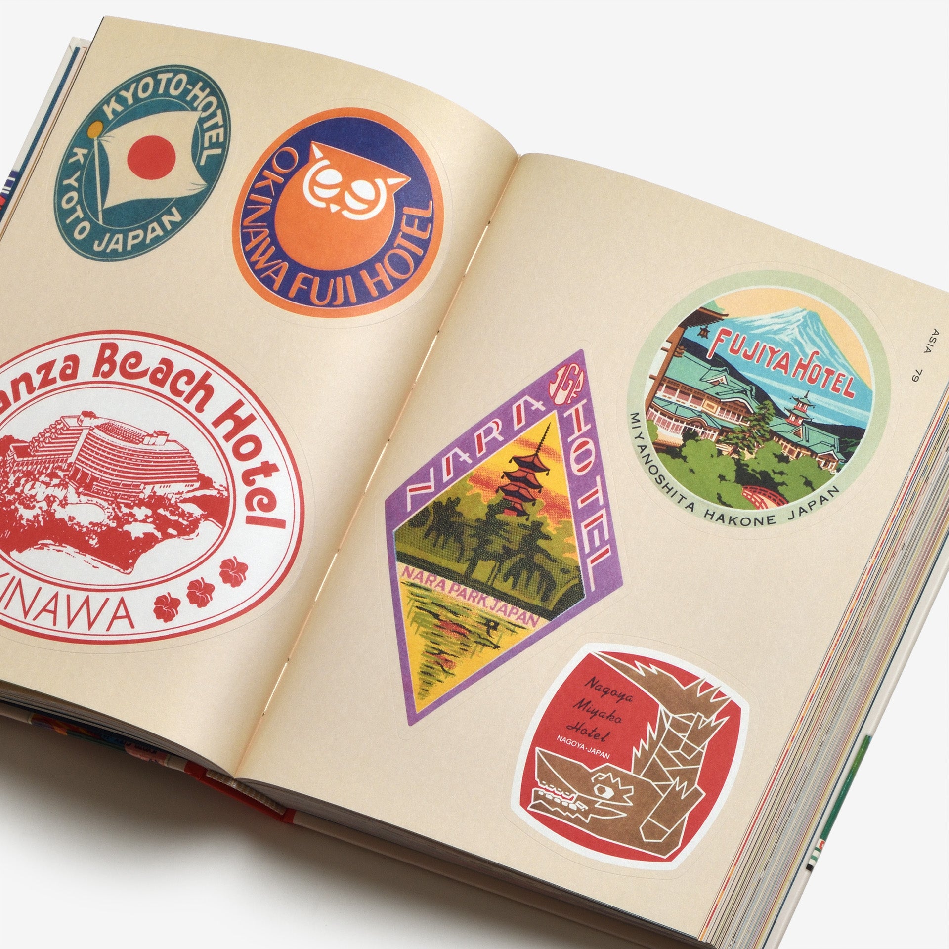 Hotel Retro: Vintage Luggage Labels from Tokyo to Buenos Aires (330 Travel Ephemera Stickers)