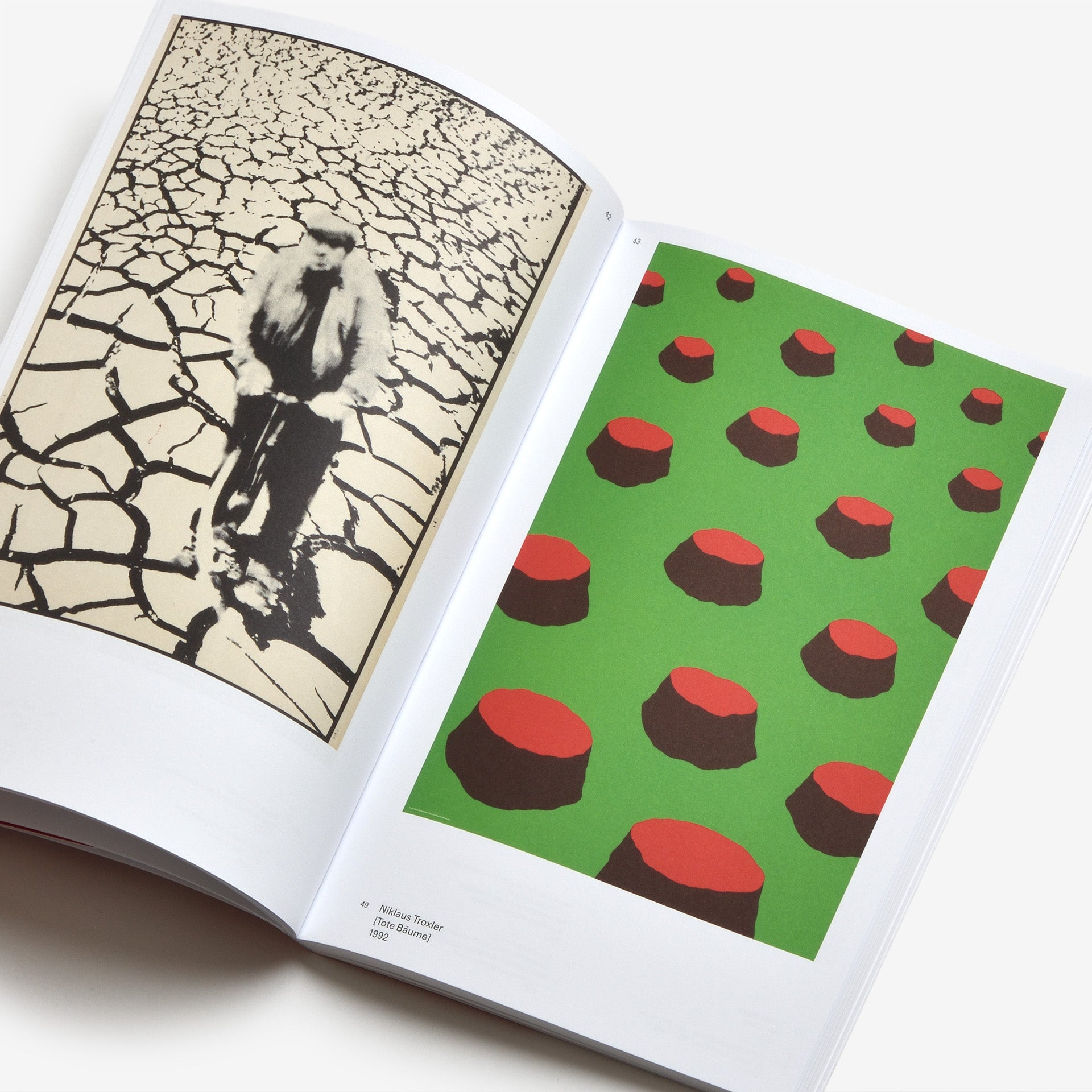 Resist!: Poster Collection 37