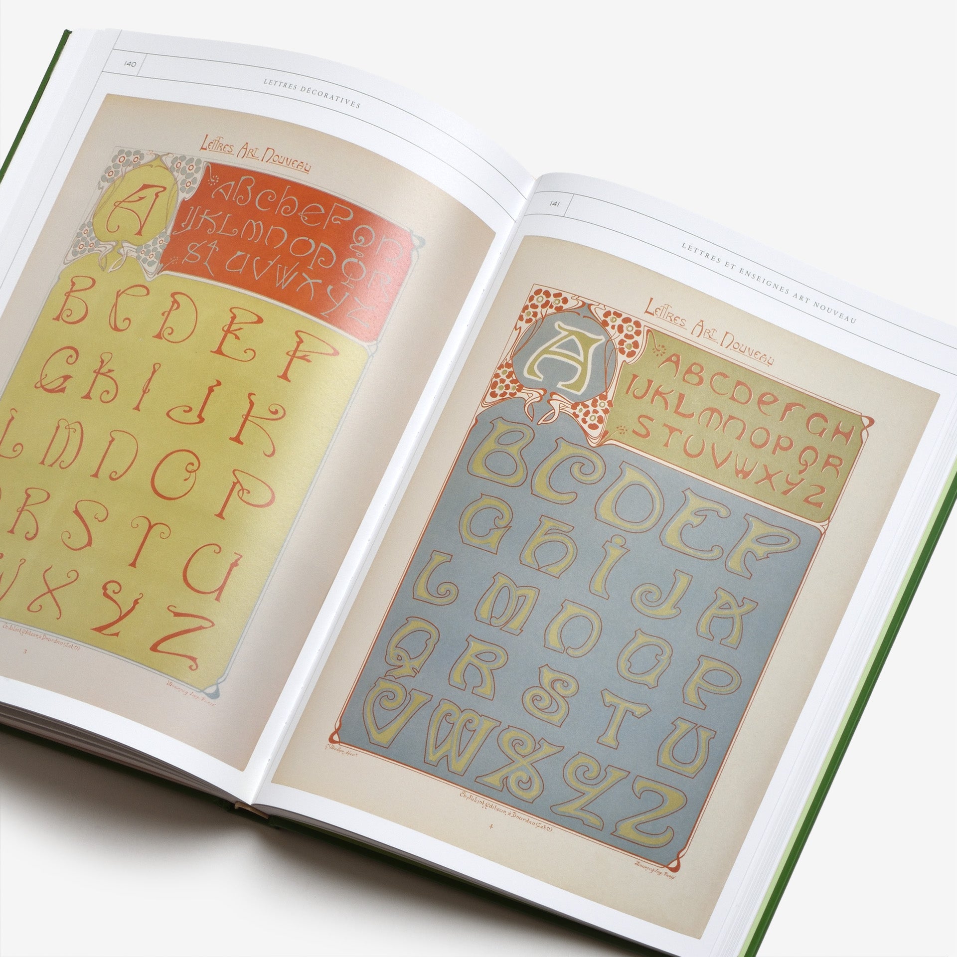 Lettres Décoratives: A Century of French Sign Painters’ Alphabets